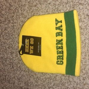 Green Bay Packers Uncuffed Beanie Hat Reversible Cap Winter Skull